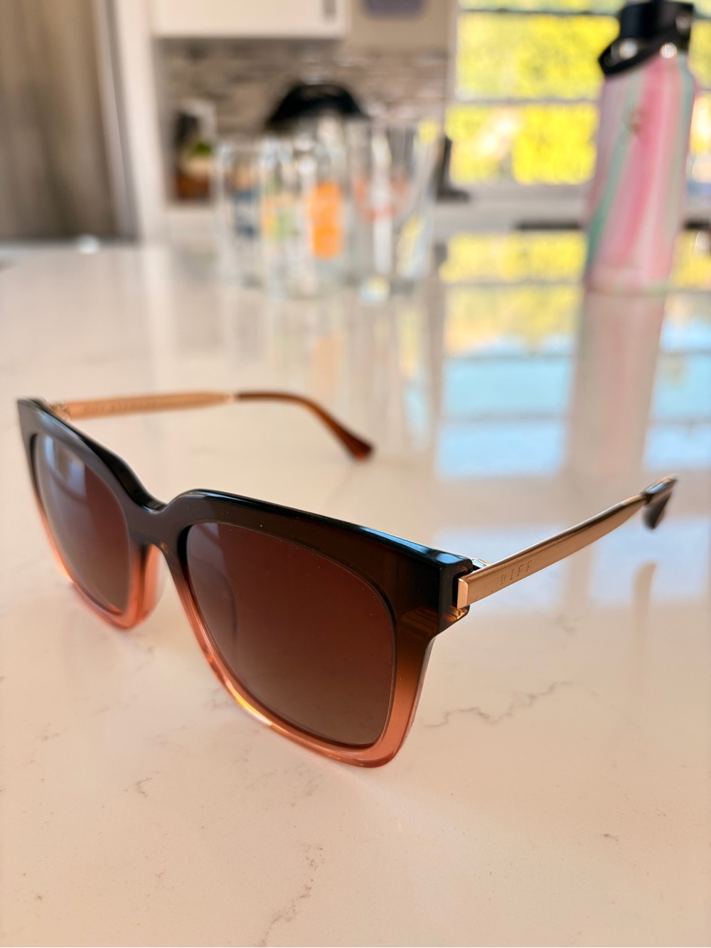 DIFF Bella Polarized Oversized Amber & Gold Sunglasses